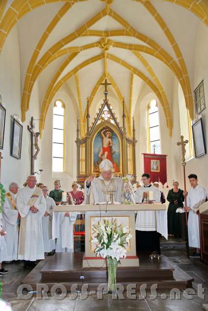 2016.06.26_10.36.43.JPG - Schluss-Segen von Abt Petrus