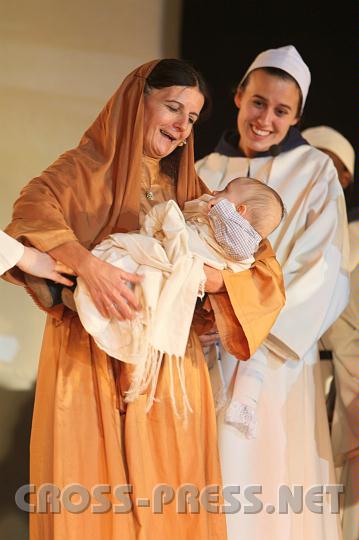 2010.12.12_16.42.08.jpg - Die Verhei�ung Gottes an das Volk Israel und die Prophetin Hanna hat sich endlich erf�llt. :)