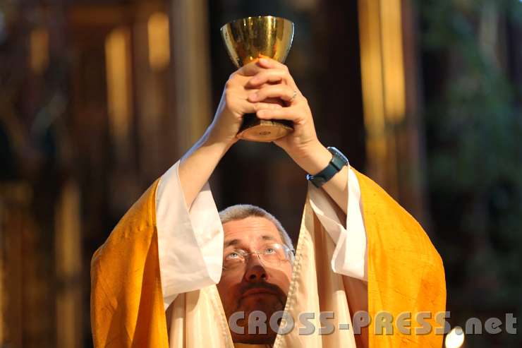 2014.06.18_19.59.19.jpg - ... und Blutes Christi.