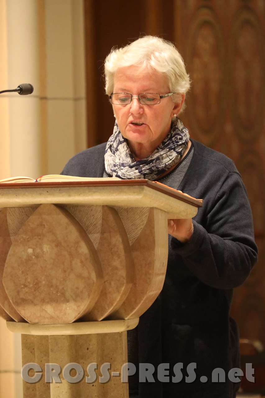 2017.10.08_14.20.46.jpg - Lesung