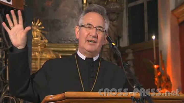 AbtAmbros.jpg - Der Kremsmünsterer Abt Ambros Ebhart erzählte den Jugendlichen über das Motto des Festivals aus der RB (Regula Benedicti) 4.21:  "Der Liebe zu Christus nichts vorziehen".