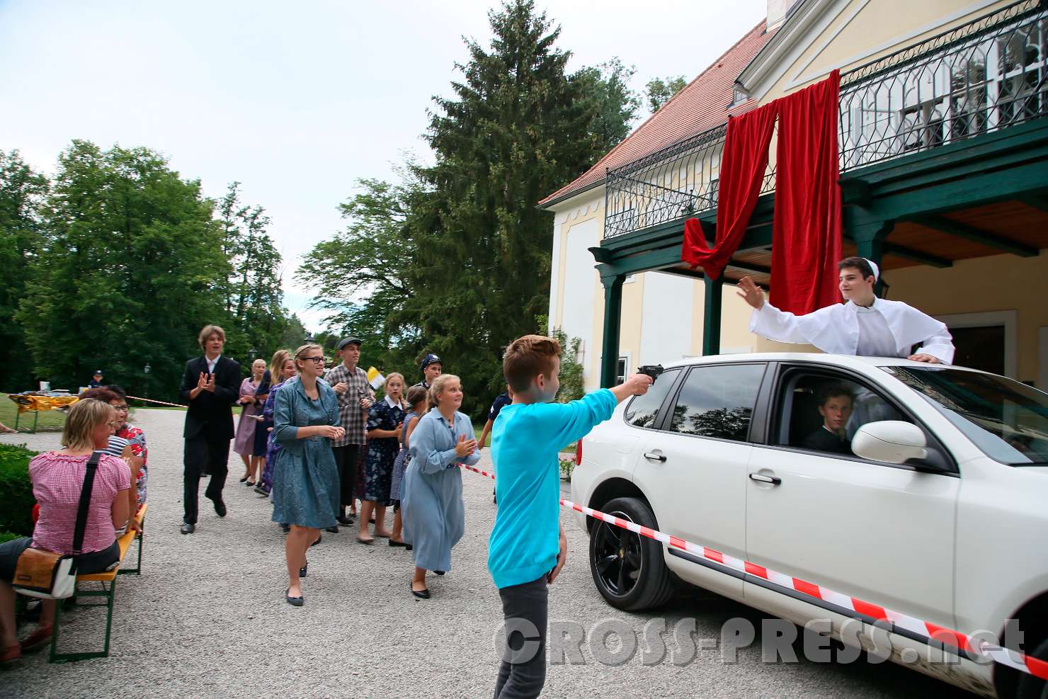 2017.07.29_18.32.25.jpg - Das Schussattentat - nachgestellt.