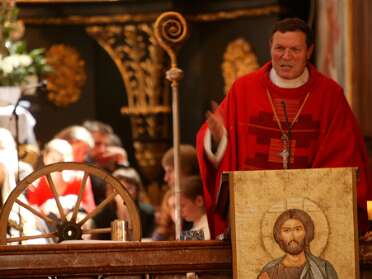 Firmung für umliegenden Pfarren 10h