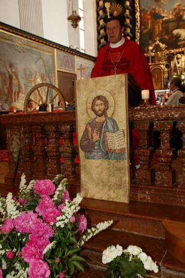 Firmung mit Abt P. Berthold um 10h