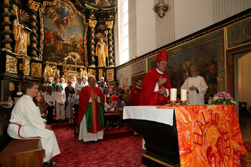 Firmung mit Abt P. Berthold um 10h