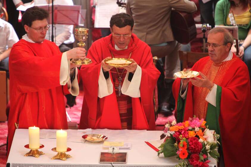 Firmung in Seitenstetten f�r Nachbar-Pfarren