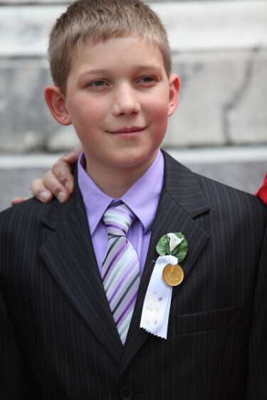 Firmung mit Abt Berthold Heigl und Propst Raimund Breiteneder um 10:30h