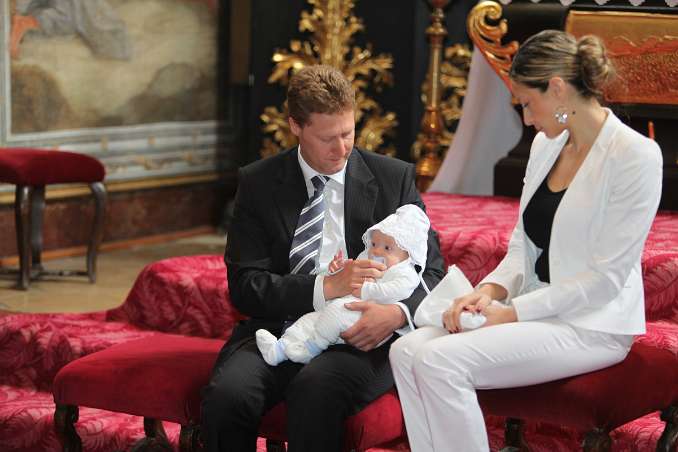 Taufe von Alexander Christian Drumeva-Maierhofer mit P.Gerhard Ellinger