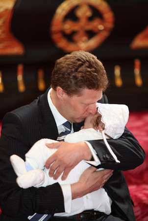 Taufe von Alexander Christian Drumeva-Maierhofer mit P.Gerhard Ellinger