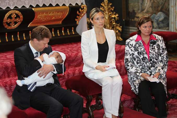 Taufe von Alexander Christian Drumeva-Maierhofer mit P.Gerhard Ellinger