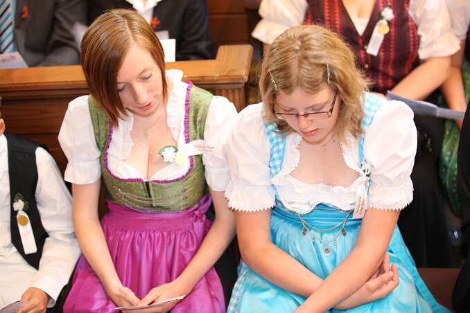 Dekanatsfirmung 2011 - hl.Messe 8h