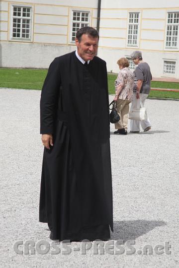 2012.05.11_11.18.13.jpg - Abt Berthold Heigl