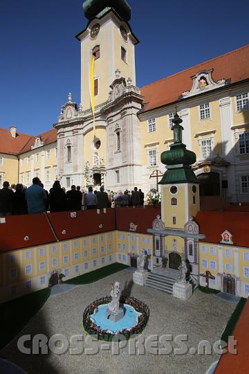 2012.09.16_14.29.45.jpg - 2x Stift Seitenstetten: Original und en miniature.
