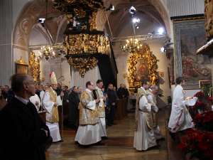 Pontifikales HochAmt am Christtag mit live ORF/ZDF Übertragung