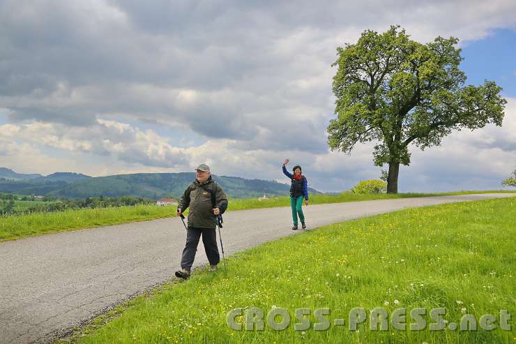 2014.05.04_11.36.09_01.jpg - Abt Petrus flott unterwegs.  :)