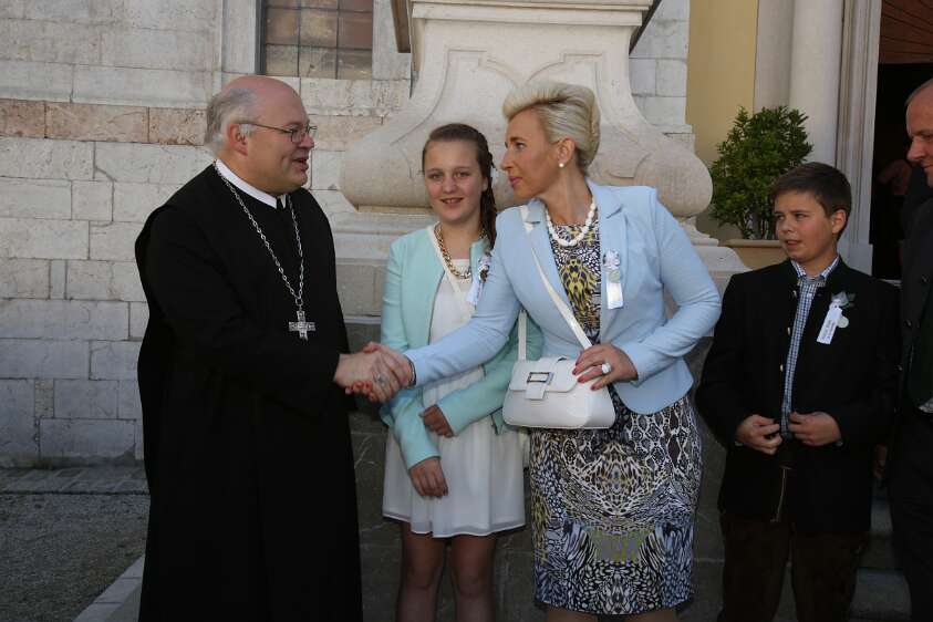 DekantasFirmung am 07.06.2014 08h mit Abt Petrus