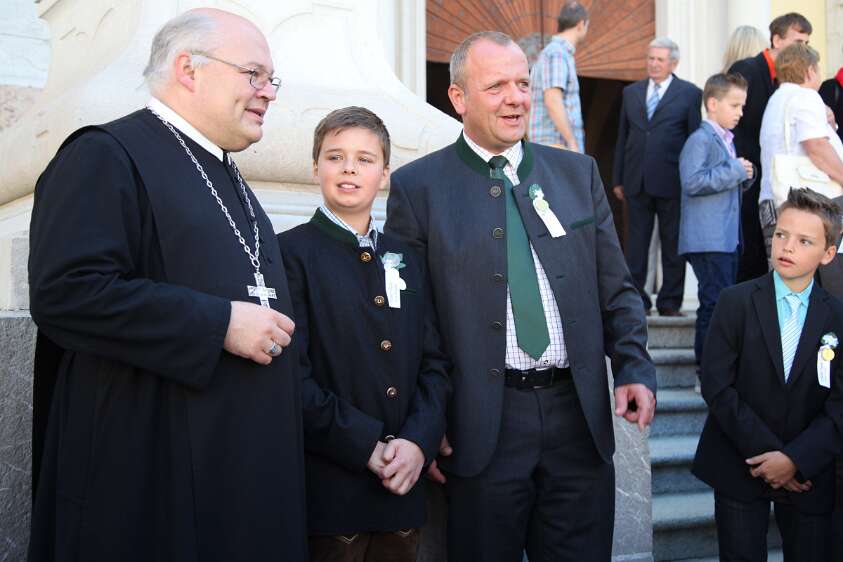 DekantasFirmung am 07.06.2014 08h mit Abt Petrus