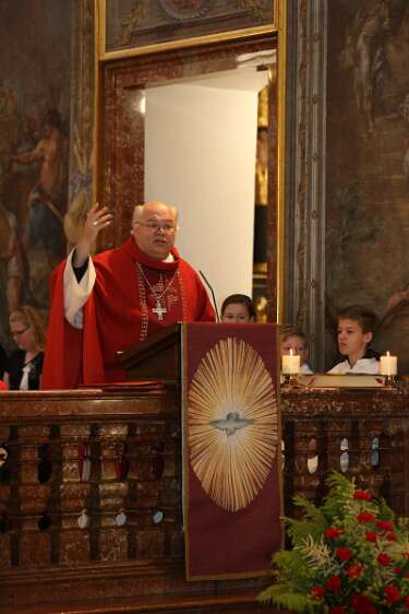 DekantasFirmung am 07.06.2014 08h mit Abt Petrus