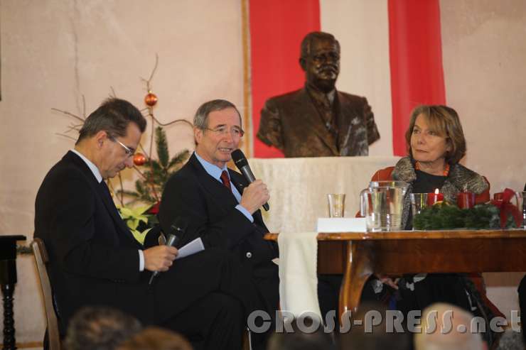 2016.11.29_11.45.53_00.JPG - Runder Tisch