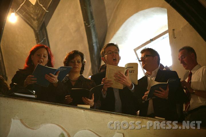 2008.07.27_09.08.44.JPG - Am Chor der Kirchenchor. :)