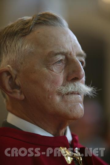 2008.07.27_09.18.39.JPG - Das ist kein preu�ischer General, sondern der 84-j�hrige St.Michaeler Bauer Franz Streitner, der aber in Ostpreu�en den Zerfall der Wehrmacht am Ende des II. WK (�ber)lebt hat.