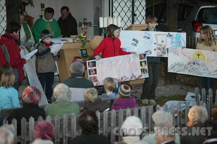 2008.10.26_17.18.51.JPG - Botschaften von Sch�lerInnen des Stiftsgymnasiums zum Sonnengesang des Franz v. Assisi.