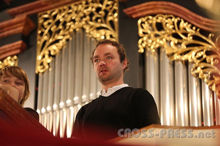 2012.10.07_09.03.19.jpg - Christian Schmidbauer, Chorleiter.