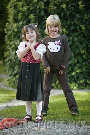 2008.09.28_11.17.52.JPG - Melanie und Sabine