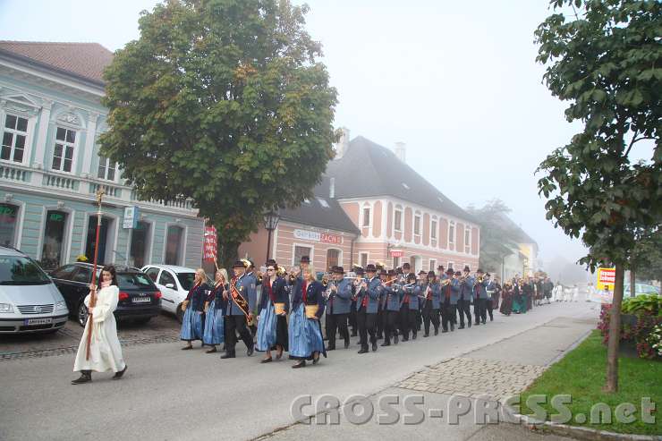 2014.09.28_08.50.49.jpg - Prozession