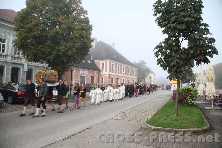 2014.09.28_08.51.23.jpg - Prozession