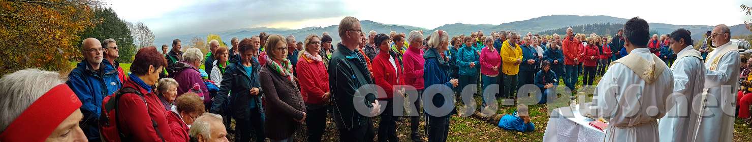 2017.10.26_11.31.01.jpg - Blick auf die Hügel des Alpenvorlands.