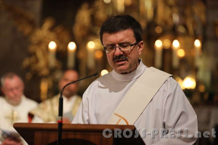2016.09.08_20.23.48.JPG - Evangelium gelesen von Diakon Erich Hintersteiner,
