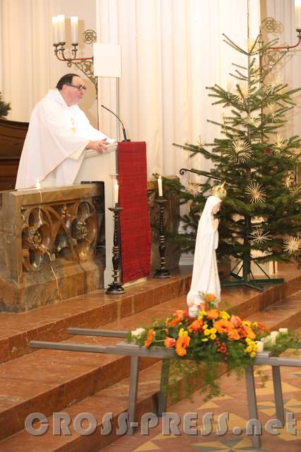 2017.02.02_18.44.36.JPG - P.Bernhard Vosicky predigt.