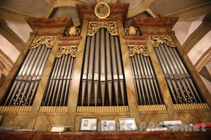 2016.12.24_21.57.51.JPG - Orgel