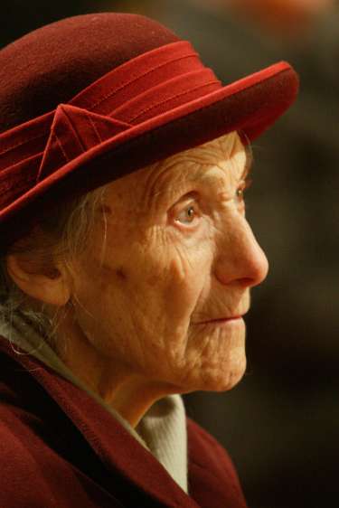 Franz Jägerstätter, Seligsprechung Franziska Jägerstätter, Ist sie nicht auch eine Selige ?