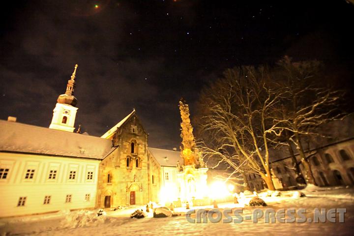 2009.02.17_23.15.18_01.jpg - Sternenhimmel �ber dem Heiligenkreuzer Stiftshof.