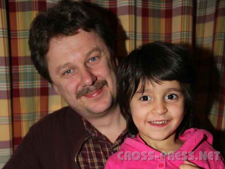 2011.01.15_18.37.05.jpg - "Timotheus" Ganneshofer mit der Kleinsten.