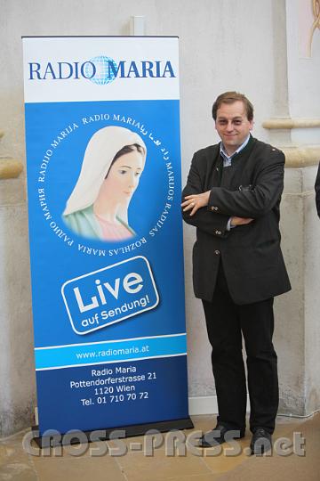 2011.05.07_15.21.30.jpg - Aus dem hohen deutschen Norden zum Familienfest angereist ist der Leiter des NÖ Familienreferats Dr.Peter Pitzinger. :)