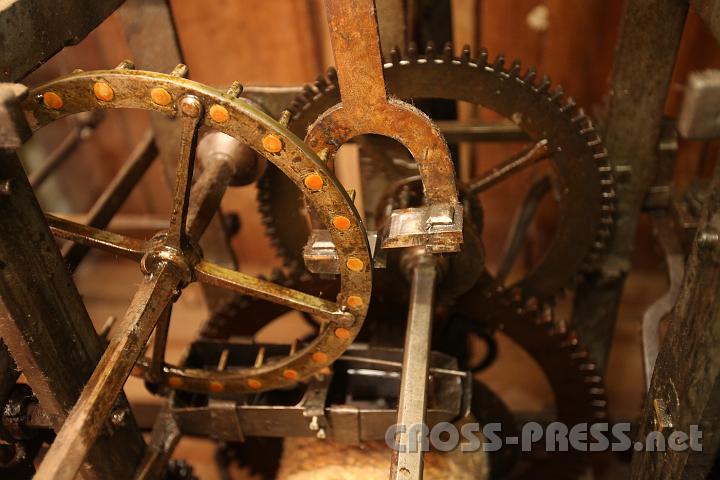 2012.07.22_13.43.44.jpg - Uhrwerk im Glockenturm.