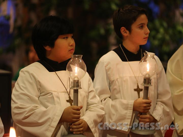 2012.11.18_16.06.16.jpg - Eva und DI Erich Berger, Leiter der Akademie für Familienpädagogik/Schönstatt am Kahlenberg, begrüßen die Familientrainer-Ehepaare und Gäste.