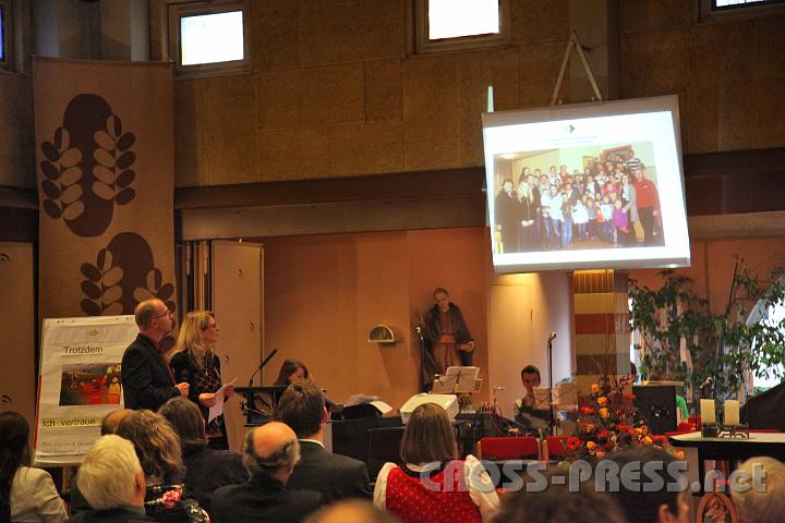 2012.11.18_14.49.59.jpg - Andreas und Gabriele Zeitlinger geben einen Rückblick mit den Highlights der Ausbildungszeit.