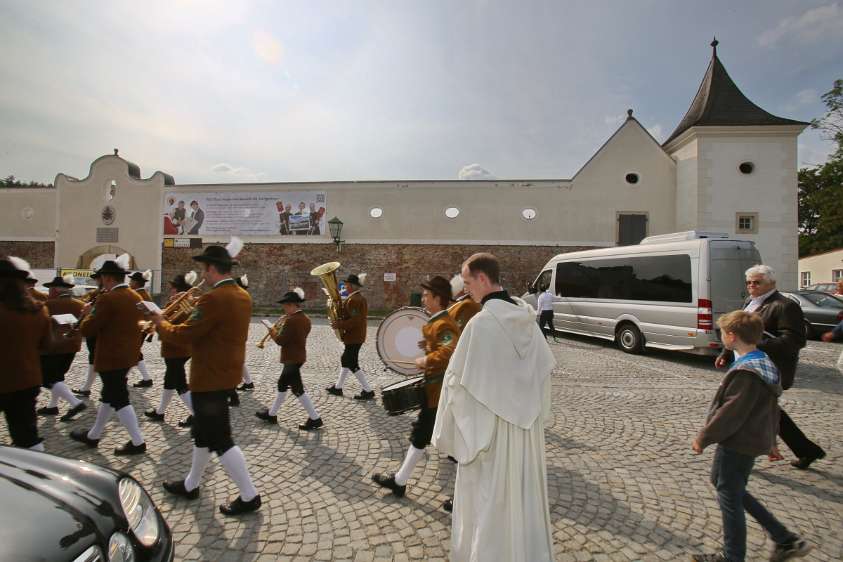GrundSteinLegung HochSchul-AusBau
