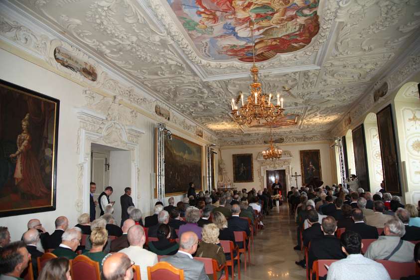 GrundSteinLegung für den HochSchul-AusBau