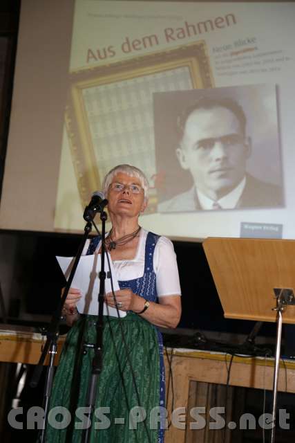 2014.05.21_16.08.14.jpg - Dr.Erna Putz