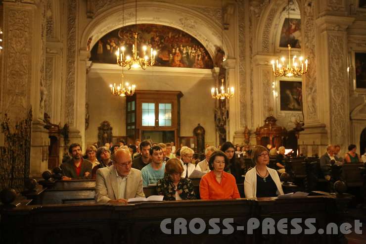 2014.05.23_23.26.37.jpg - "Lange Nacht der Kirchen" im Kreuzgang des Dominikanerklosters.