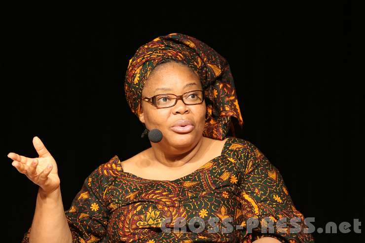 2014.09.22_20.10.32_01.jpg - Leymah Gbowee