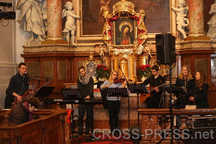 2015.01.23_17.59.35.JPG - Lobpreis-Band