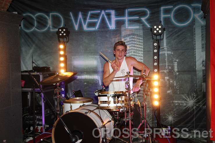 2015.01.23_22.46.57.JPG - "Good Weather Forecast"