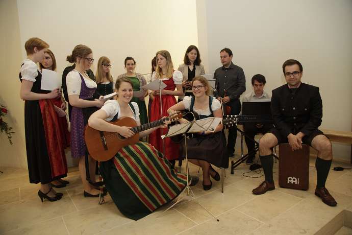 Ewige Profess von Sr.Faustine u. Sr.Nathanaela OSB