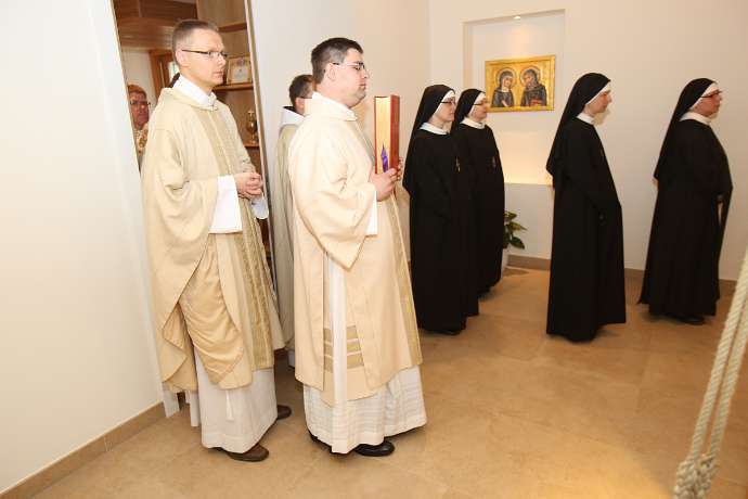 Ewige Profess von Sr.Faustine u. Sr.Nathanaela OSB